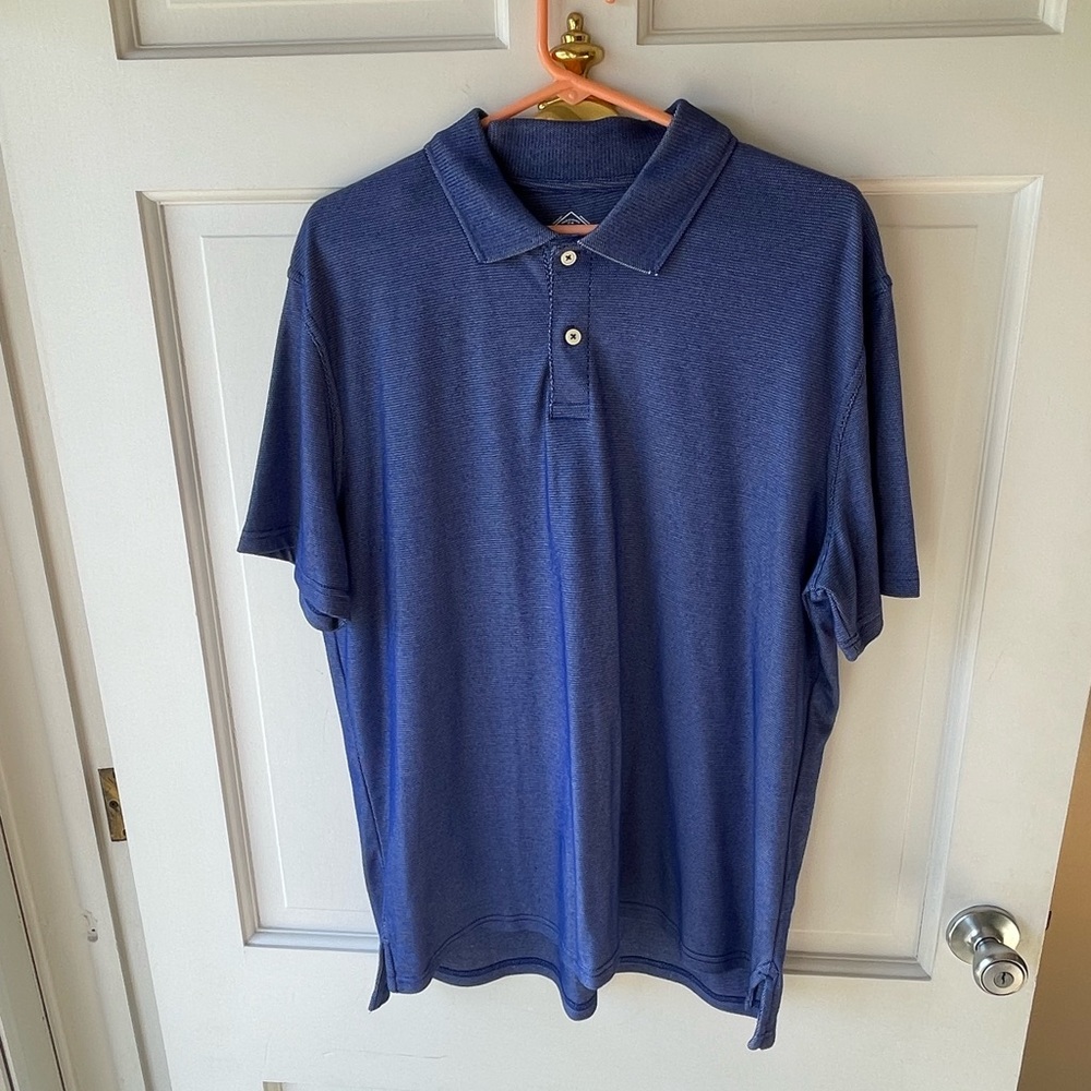 St. John’s bay performance golf polo mens size large